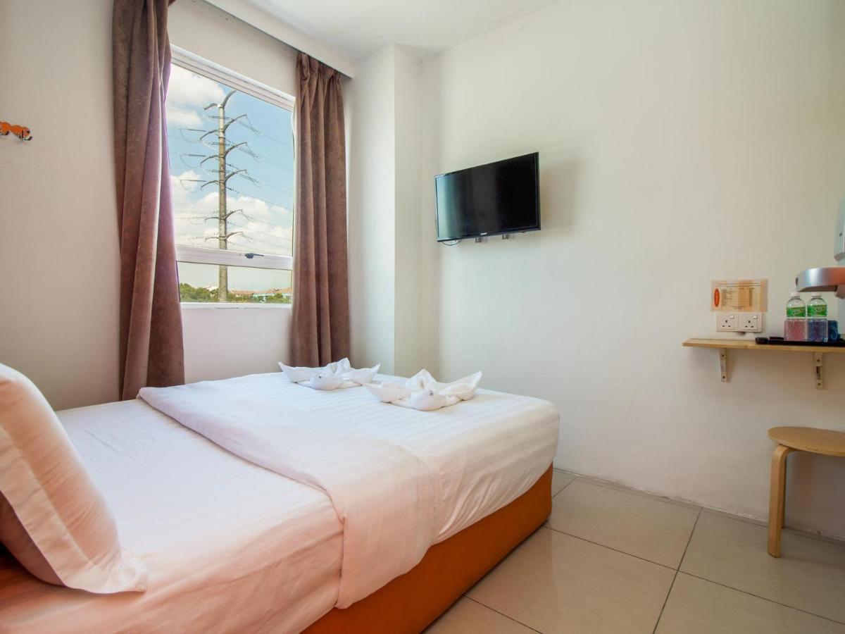 1 Hotel Taman Connaught Kuala Lumpur Eksteriør bilde