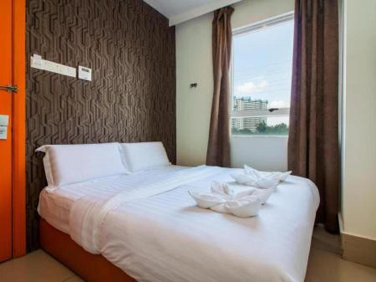 1 Hotel Taman Connaught Kuala Lumpur Eksteriør bilde