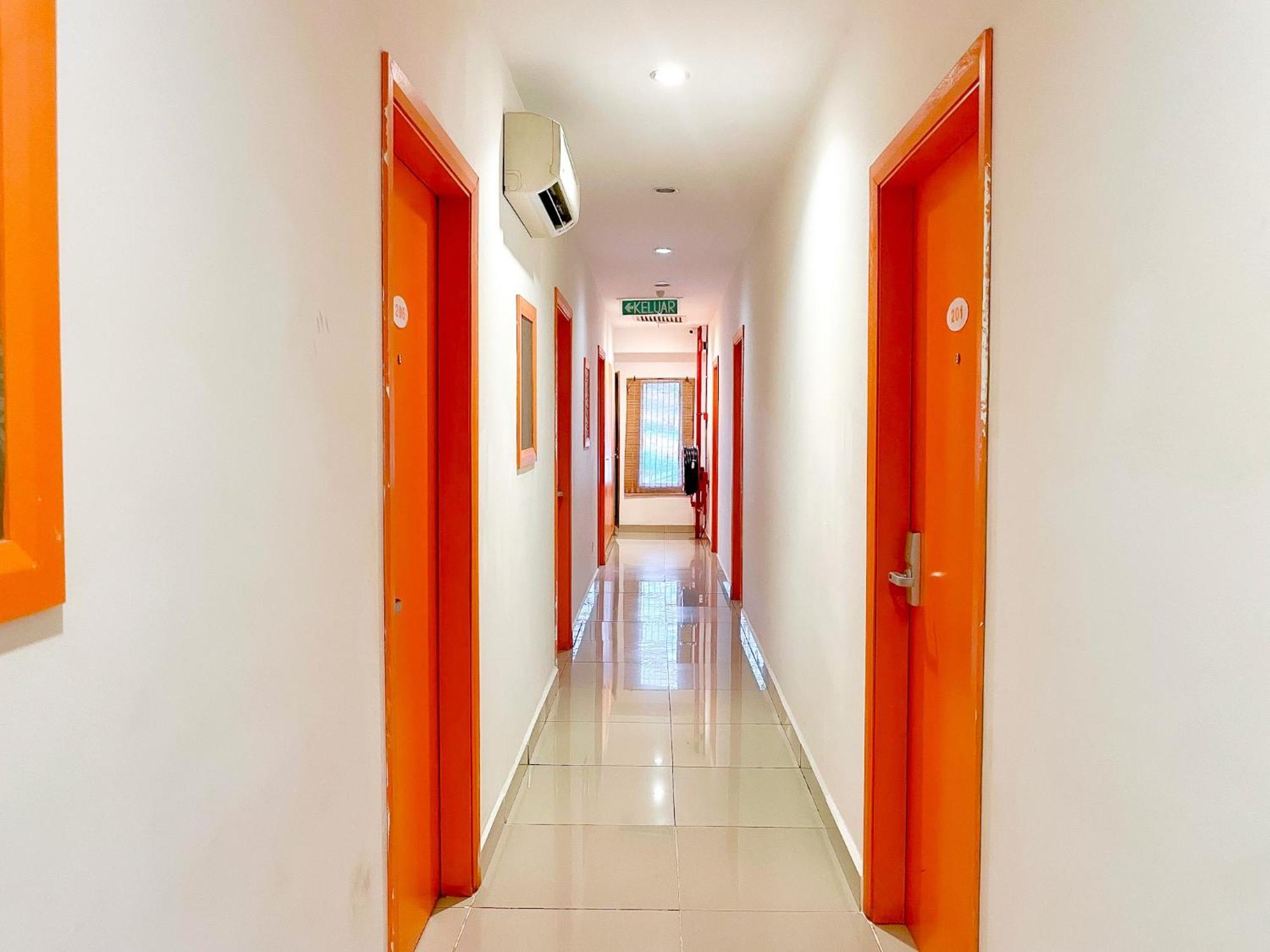 1 Hotel Taman Connaught Kuala Lumpur Eksteriør bilde