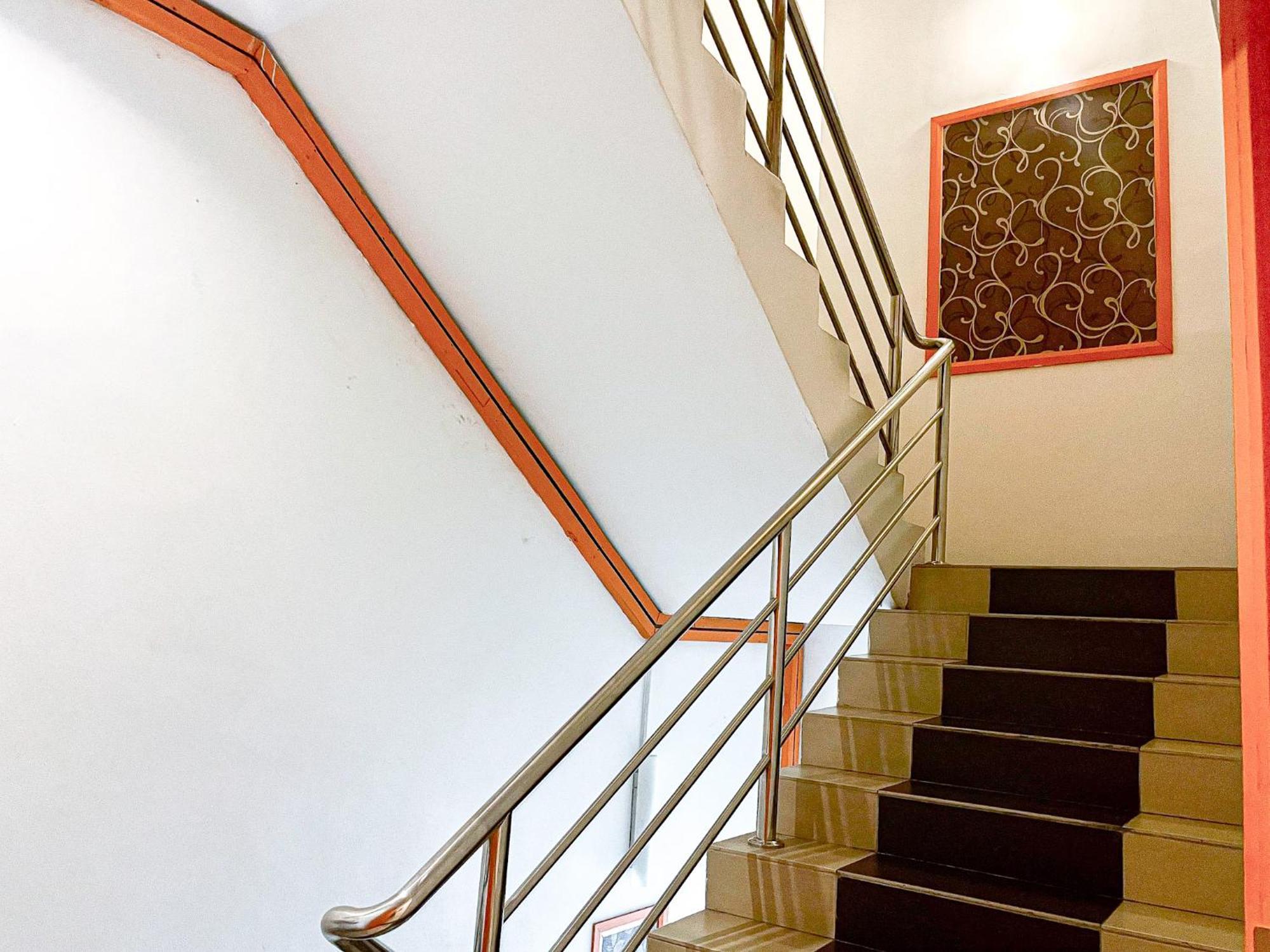 1 Hotel Taman Connaught Kuala Lumpur Eksteriør bilde